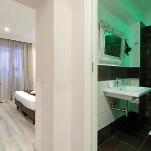 Kamer met een King Size Bed